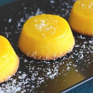 Quindim de Maracujá com Coco Fresco: Uma Viagem Gastronômica pelo Brasil Tropical 🌺🥥