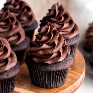 Desvendando o Mundo das Coberturas para Cupcakes: Uma Explosão de Sabores e Cores