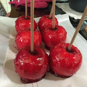 Explorando a Magia das Maçãs Caramelizadas: Uma Jornada Culinária Inesquecível
